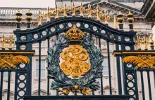 Buckingham Palace gates