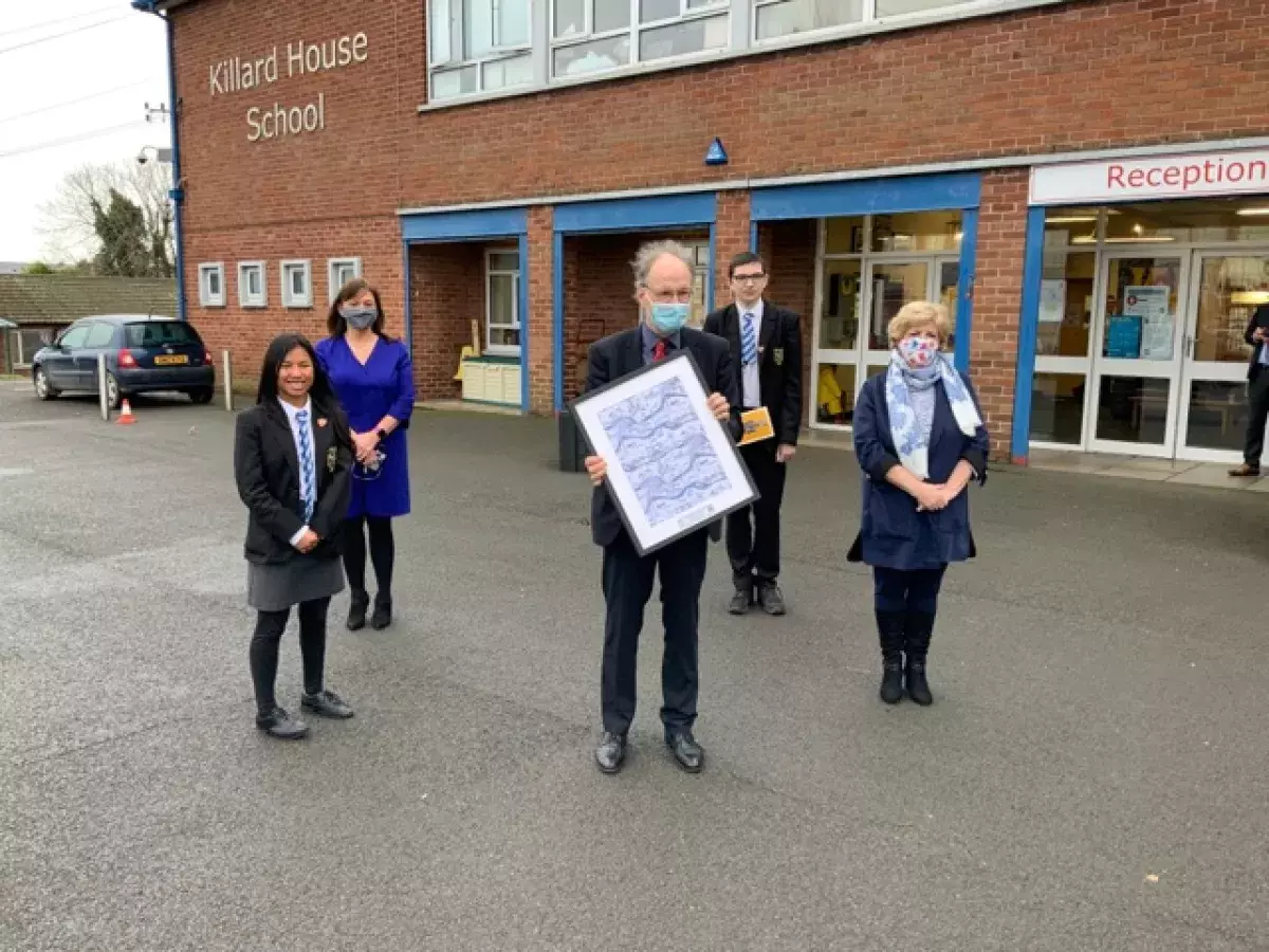 Minister visit Killard House School 